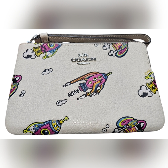 Coach Corner Zip Wristlet In Cosmic Rocket Print, Pebble Leather, New W/out Tags - Picture 1 of 5